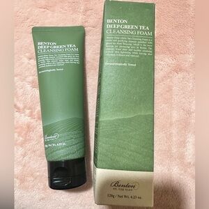 Benton Green Tea Cleansing Foam - Green